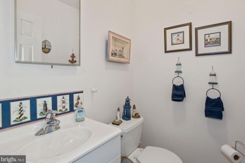 554 Elberne Ave, West Deptford NJ 08093-1715 exterior