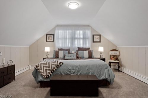 9 Lake Pochung Rd, Wantage NJ  07461-4027 exterior