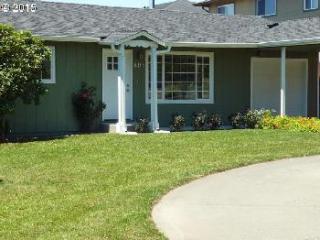 803 Pioneer Rd, Harbor OR  97415-9217 exterior