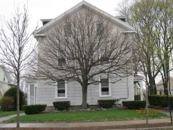 89 Crafts St, Newton, MA 02458-1257