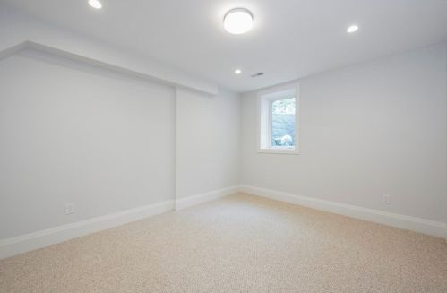 64 Auburn St, Newton MA 02466-2502 exterior