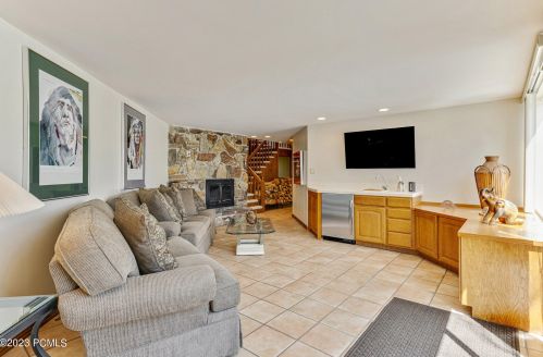 7602 Buckboard Dr, Park City UT 84098-5304 exterior