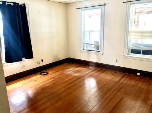 26 Kensington St, Newton MA 02460-1312 exterior