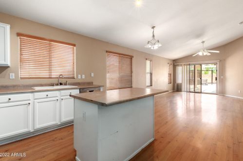 8227 Apache St, Phoenix AZ 85003-2726 exterior