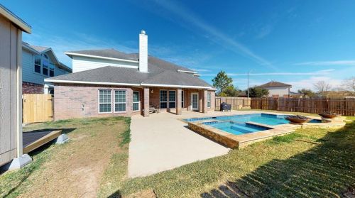 1003 Butterfly Ln, Richmond TX 77469-5080 exterior