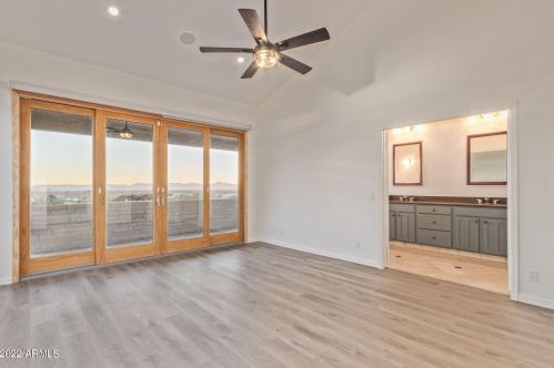 21 Beryl Ave, Phoenix AZ  85021-2480 exterior