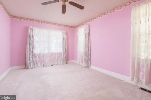 805 Grv Ave, West Deptford NJ exterior