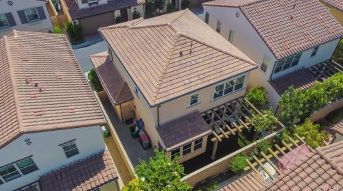 32 Larkfield, Irvine CA 92620-2140 exterior