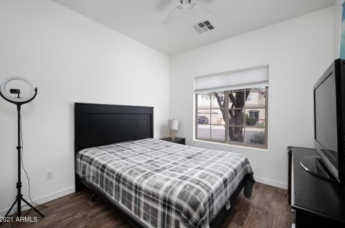 509 Beautiful Ln, Phoenix AZ 85041-7621 exterior