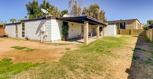 3001 Clinton St, Phoenix AZ 85029-4235 exterior