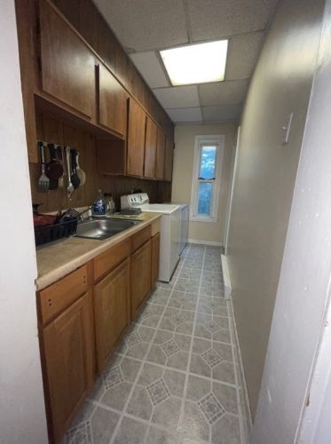 47 Acton St, Worcester MA 01604-4828 exterior