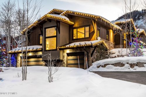 2424 Iron Mtn Dr, Park City UT 84060-6559 exterior