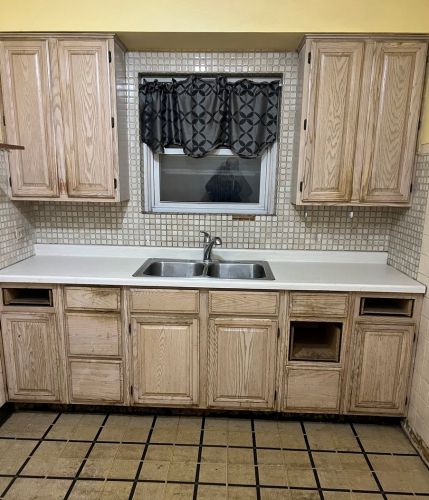 3830 Home Ave, Forest View, IL 60402-3931