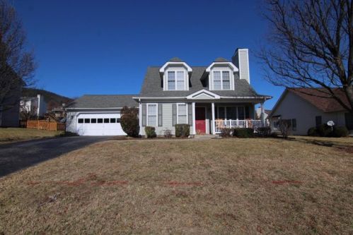 5020 Orch Park Dr, Roanoke VA  24019-7448 exterior