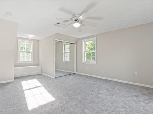 39 Riv St, Seekonk MA 02771-4706 exterior