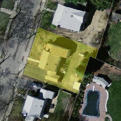 19 Fessenden St, Newton MA 02460-1117 aerial view