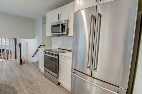 2420 Leisure Lake Dr, Atlanta GA  30338-5319 exterior