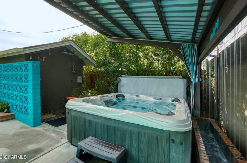 2728 Amelia Ave, Phoenix AZ 85033-3405 exterior