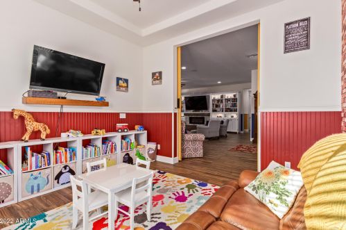 5310 2nd St, Phoenix AZ 85085-7756 exterior