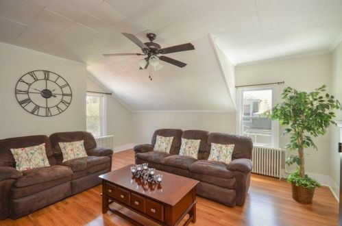 70 Spruce St, New Bedford MA 02740-5305 exterior