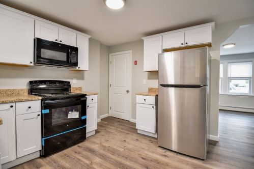 64 Reed St, Worcester MA 01602-4308 exterior