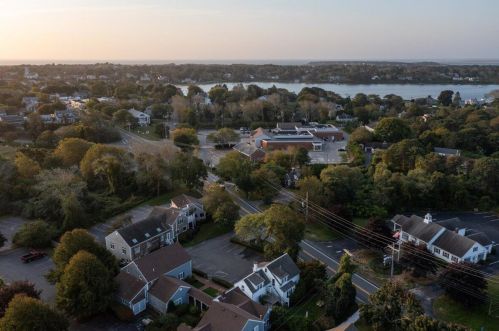 6 Munson Meeting, Chatham MA exterior