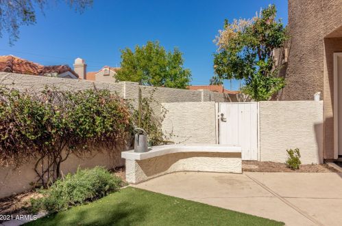 4013 Altadena Ave, Phoenix AZ 85029-3211 exterior