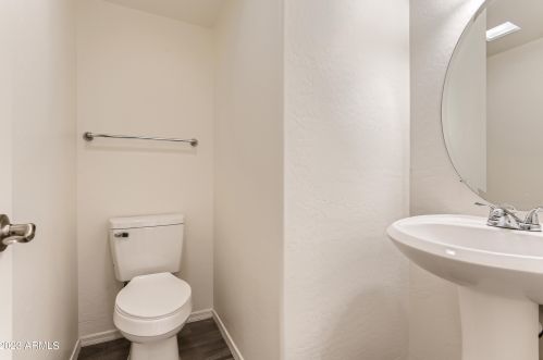 5814 9 Dr, Phoenix AZ 85041-3986 exterior