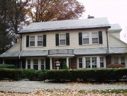 38 Grove Hill Ave, Newton, MA 02460-2335