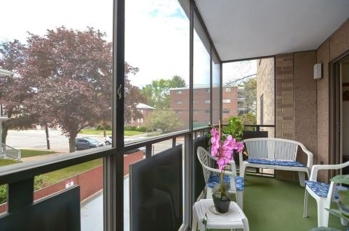 990 Massachusetts Ave, Arlington MA  02476-4531 exterior