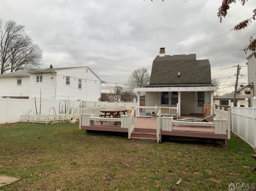 247 Cherry St, Carteret NJ 07008-1745 exterior