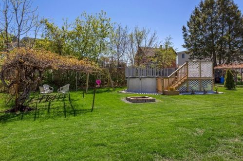 32 Pulaski St, Peabody MA 01960-1831 exterior