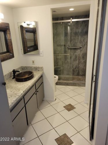 3033 Devonshire Ave, Phoenix AZ  85016-5894 exterior