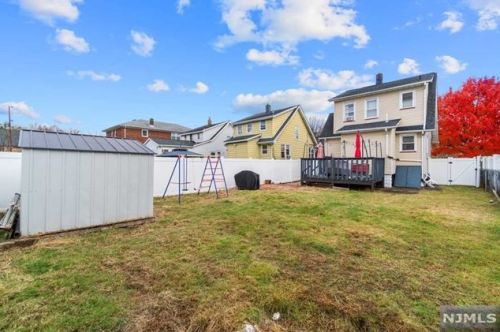 5 Davidson St, Belleville NJ  07109-3207 exterior