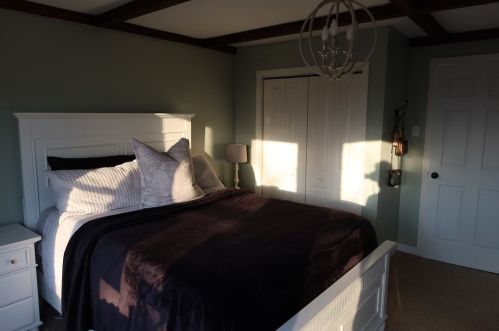 240 Prospect St, Royalston MA 01331-2317 exterior