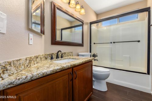 16637 29 St, Phoenix AZ 85032-3726 exterior