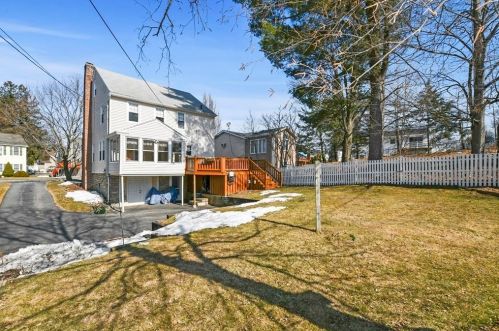 162 June St, Worcester MA 01602-3249 exterior