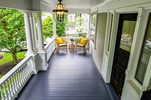 314 Eliot St, Milton, MA 02186-2205