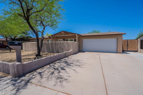 11636 32nd Pl, Phoenix, AZ 85028-2001