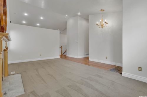 948 White Pne Way, Sandy UT exterior