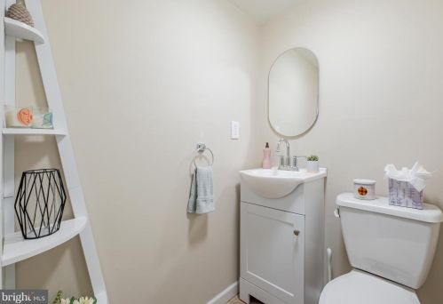 109 Central Ave, West Deptford NJ  08097-1210 exterior