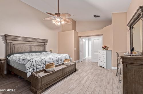 2310 Bent Tree Dr, Phoenix AZ  85085-4771 exterior