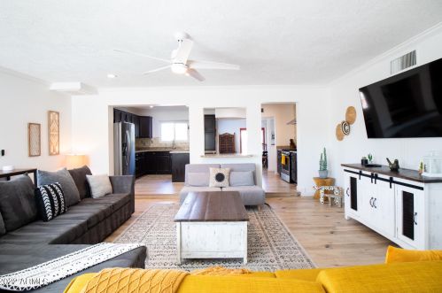 7747 13th St, Phoenix AZ  85020-4224 exterior