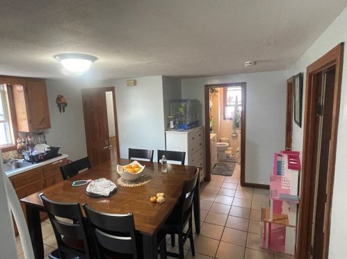 423 Bay St, Taunton MA 02780-2520 exterior