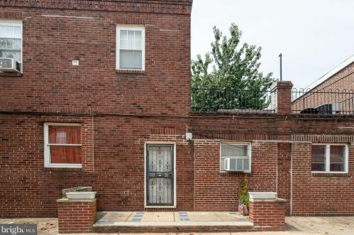 1129 Mckean St, Philadelphia, PA 19148-2213
