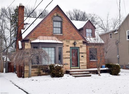 16000 Munn Rd, Cleveland, OH 44111-2030