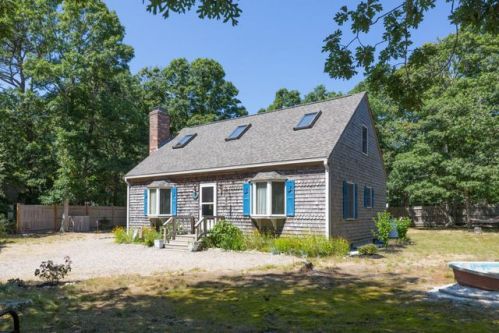 260 Cooks Brook Rd, Eastham, MA 02642-1437