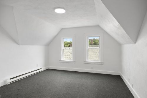 36 Lambert Ave, Chelsea MA 02150-1304 exterior