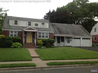 84 Church St, Bergenfield NJ  07621-1803 exterior