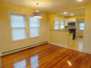 81 Otis St, Winthrop MA  02152-1438 exterior